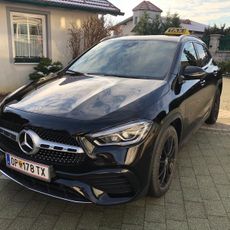 Mercedes Benz GLA